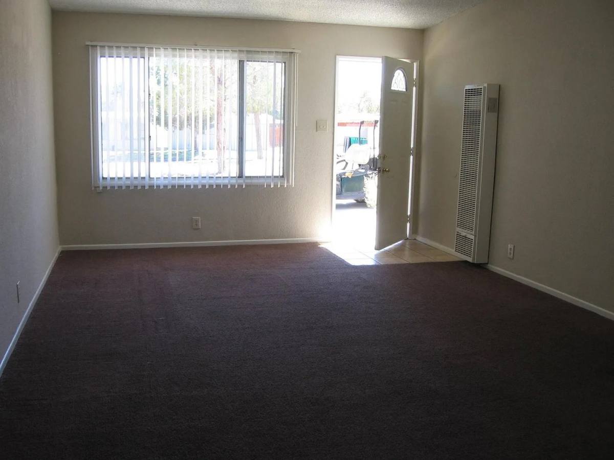 Condo for rent at 401 Oasis Dr, Ridgecrest, CA 93555