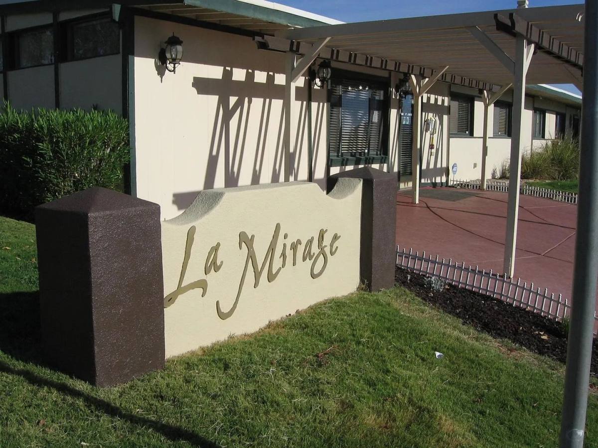 Condo for rent at 401 Oasis Dr, Ridgecrest, CA 93555