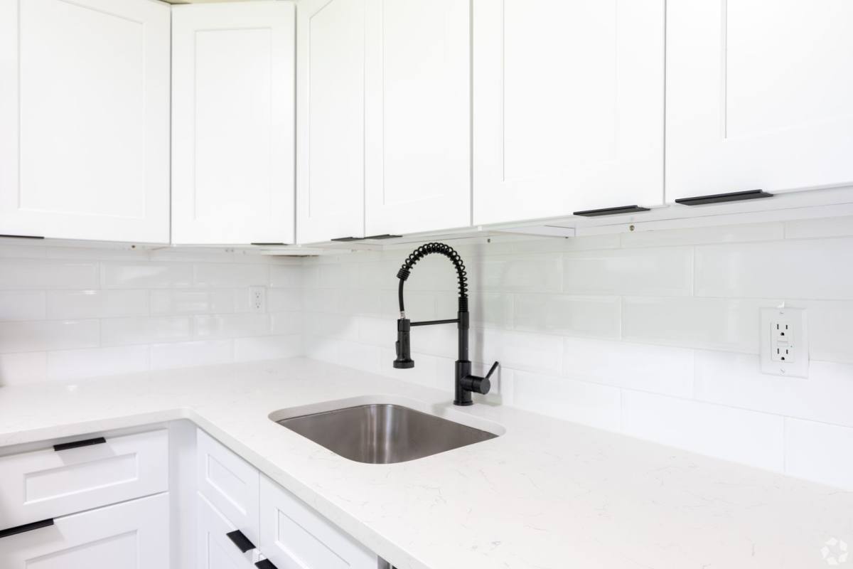Townhouse for rent at 300 Blue Spring Rd, Princeton, NJ 08540