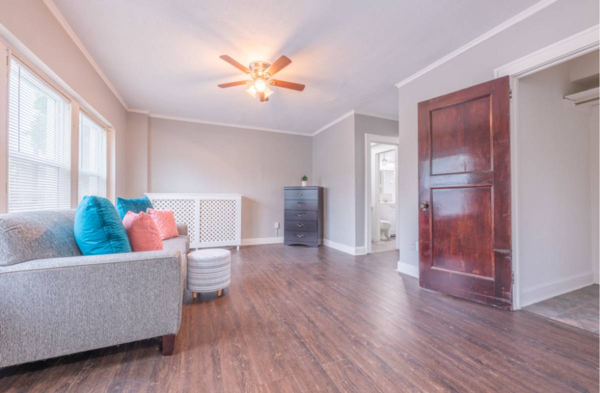 Apartment for rent at 3607 Ingersoll Ave, Des Moines, IA 50312