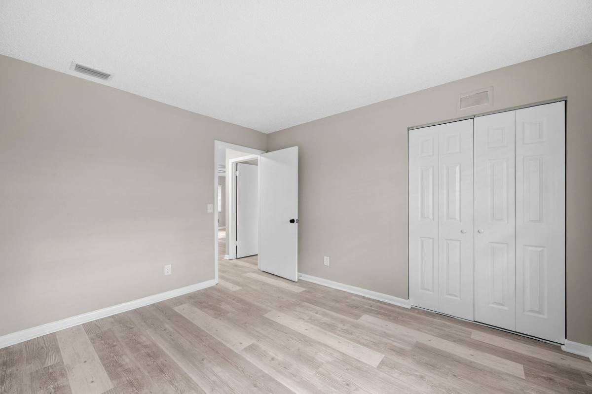 Apartment for rent at 1505 40th Ave, Vero Beach, FL 32960