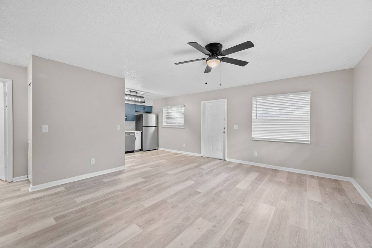 Apartment for rent at 1505 40th Ave, Vero Beach, FL 32960