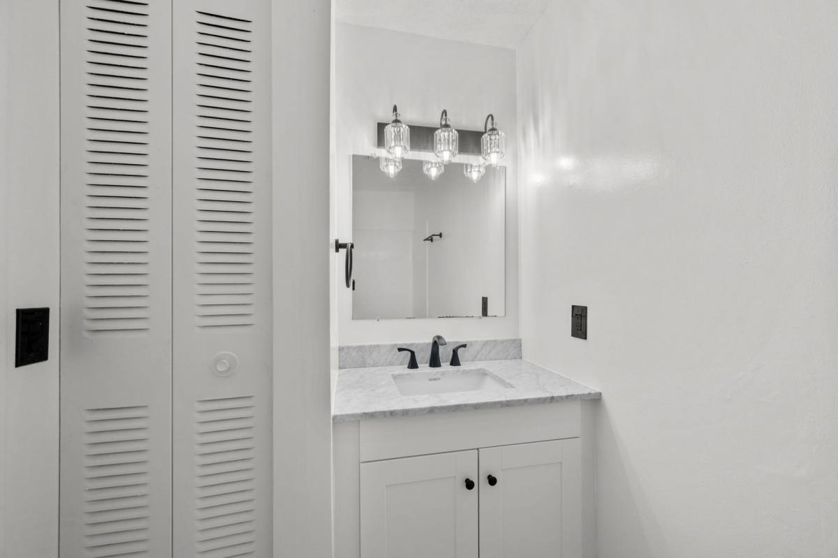 Apartment for rent at 1505 40th Ave, Vero Beach, FL 32960