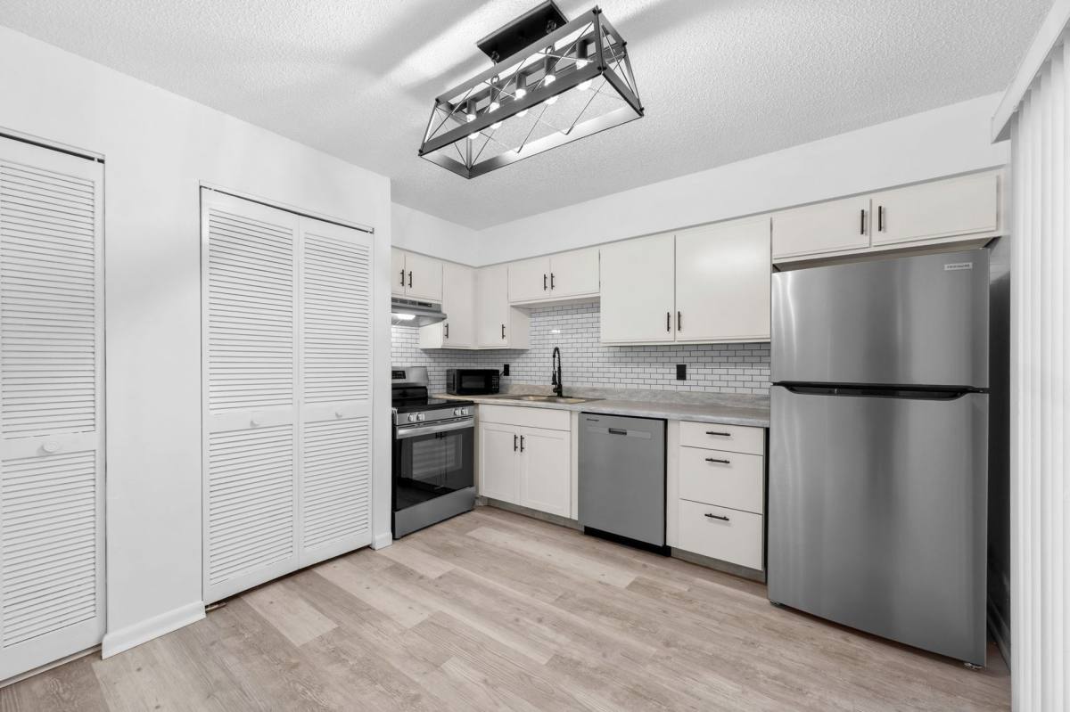 Apartment for rent at 1505 40th Ave, Vero Beach, FL 32960