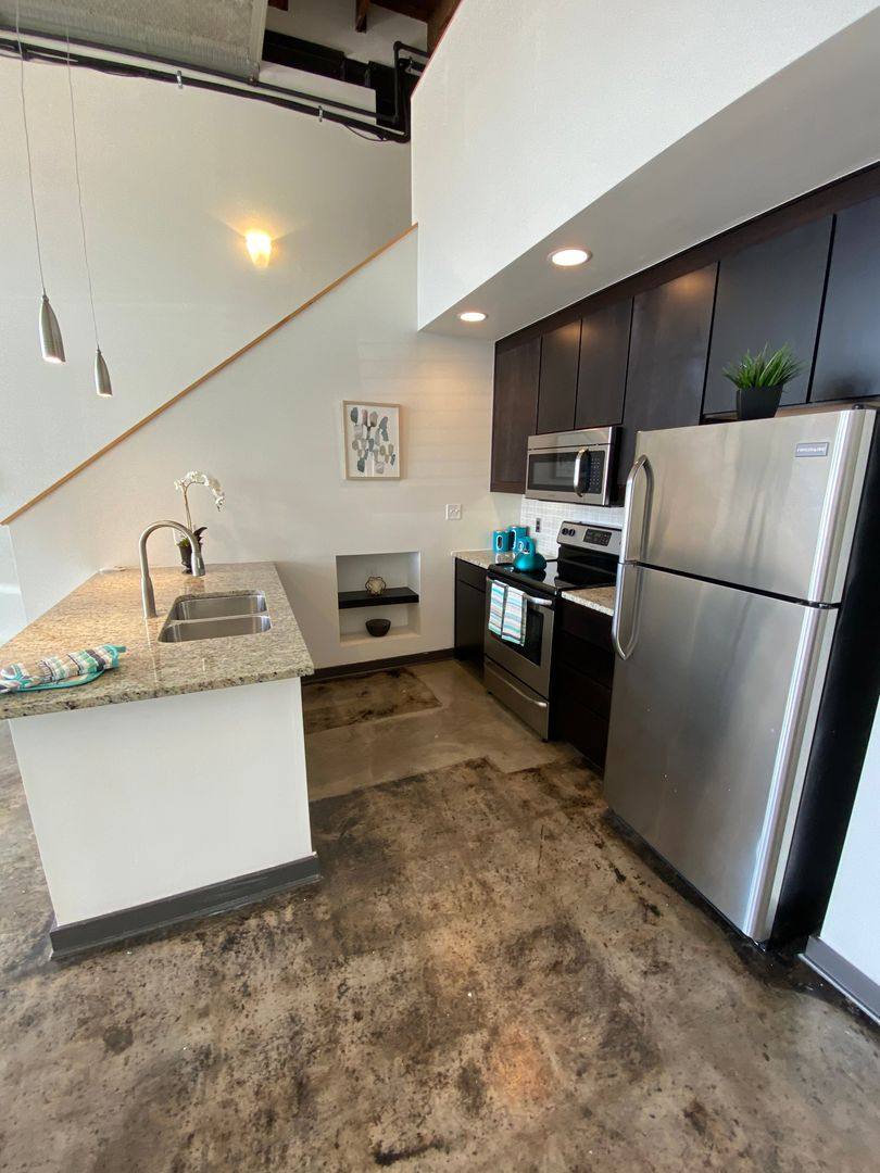 Apartment for rent at 401 S Elgin Ave, Tulsa, OK 74120