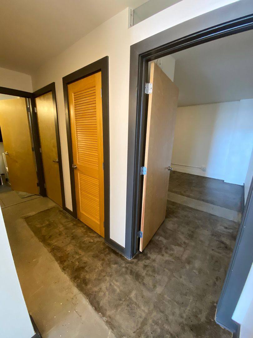 Apartment for rent at 401 S Elgin Ave, Tulsa, OK 74120