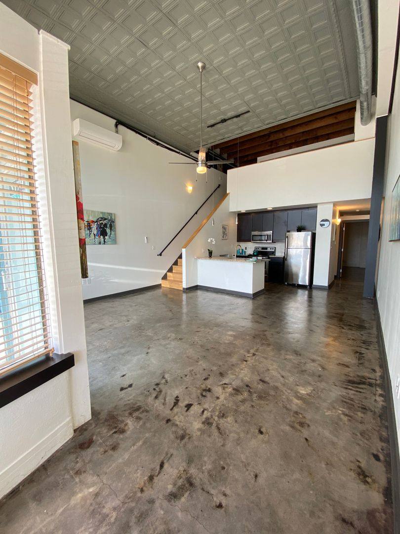 Apartment for rent at 401 S Elgin Ave, Tulsa, OK 74120