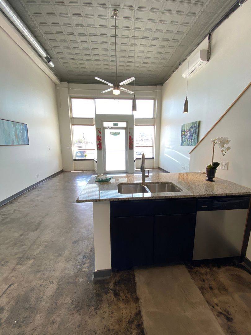 Apartment for rent at 401 S Elgin Ave, Tulsa, OK 74120
