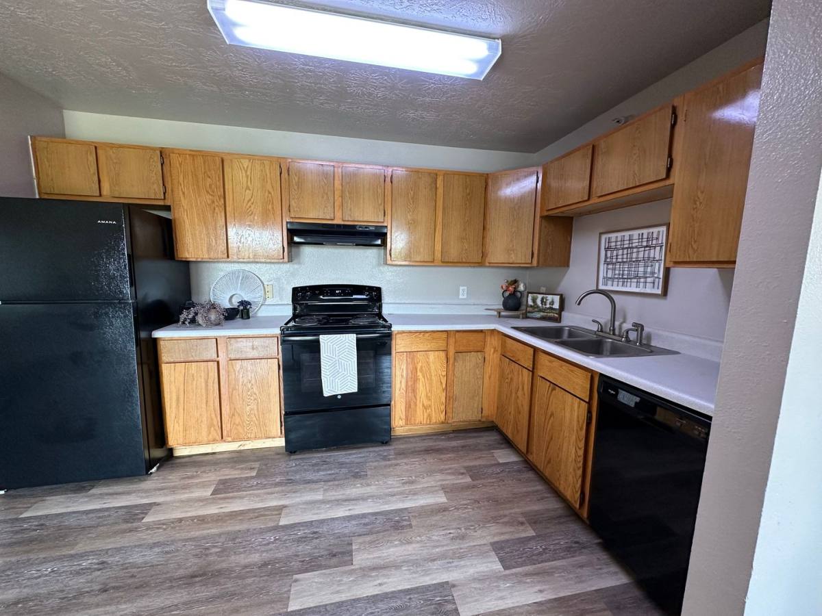 Apartment for rent at 1405 Seneca St, Storm Lake, IA 50588