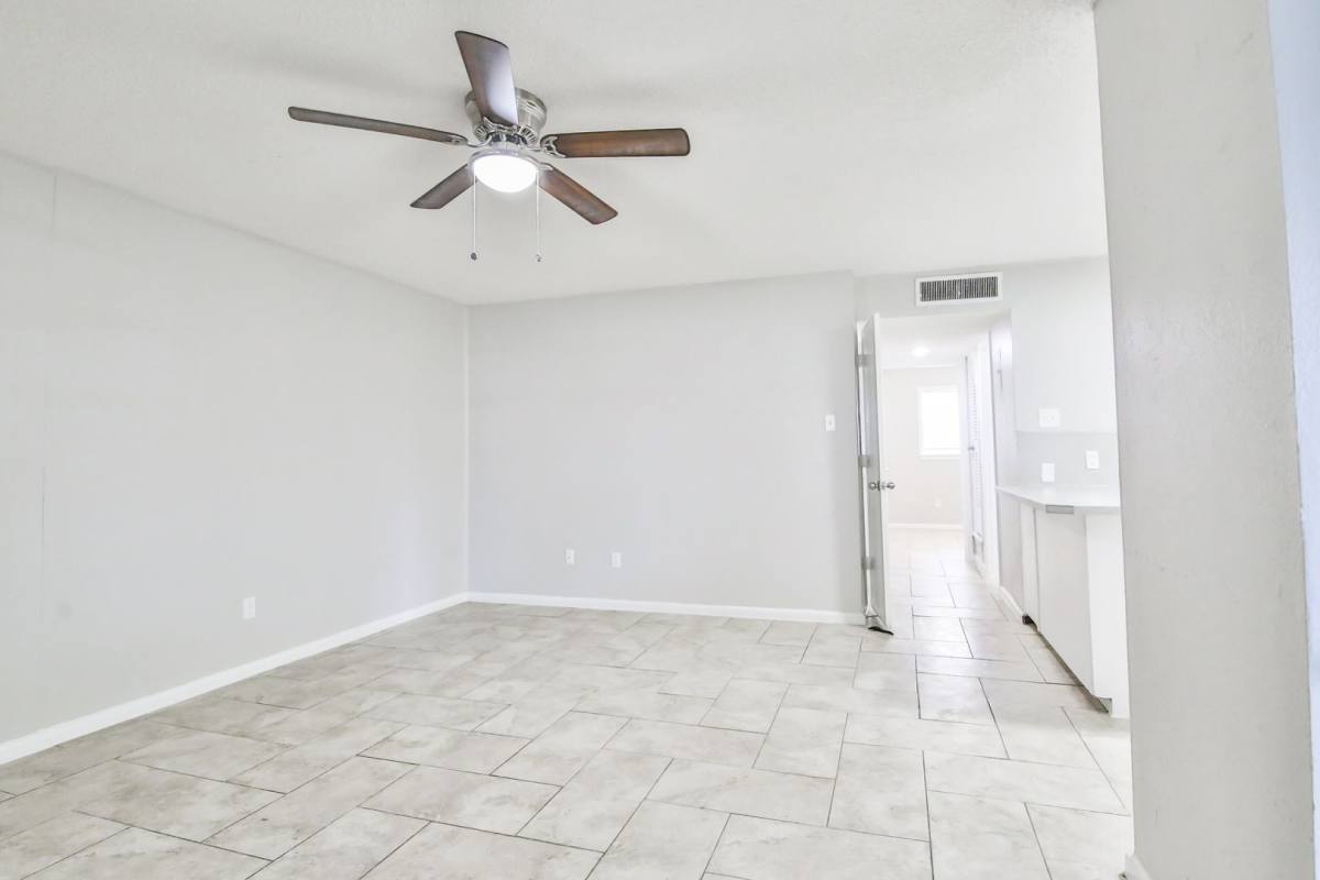 Apartment for rent at 2401 45th St, Lubbock, TX 79412