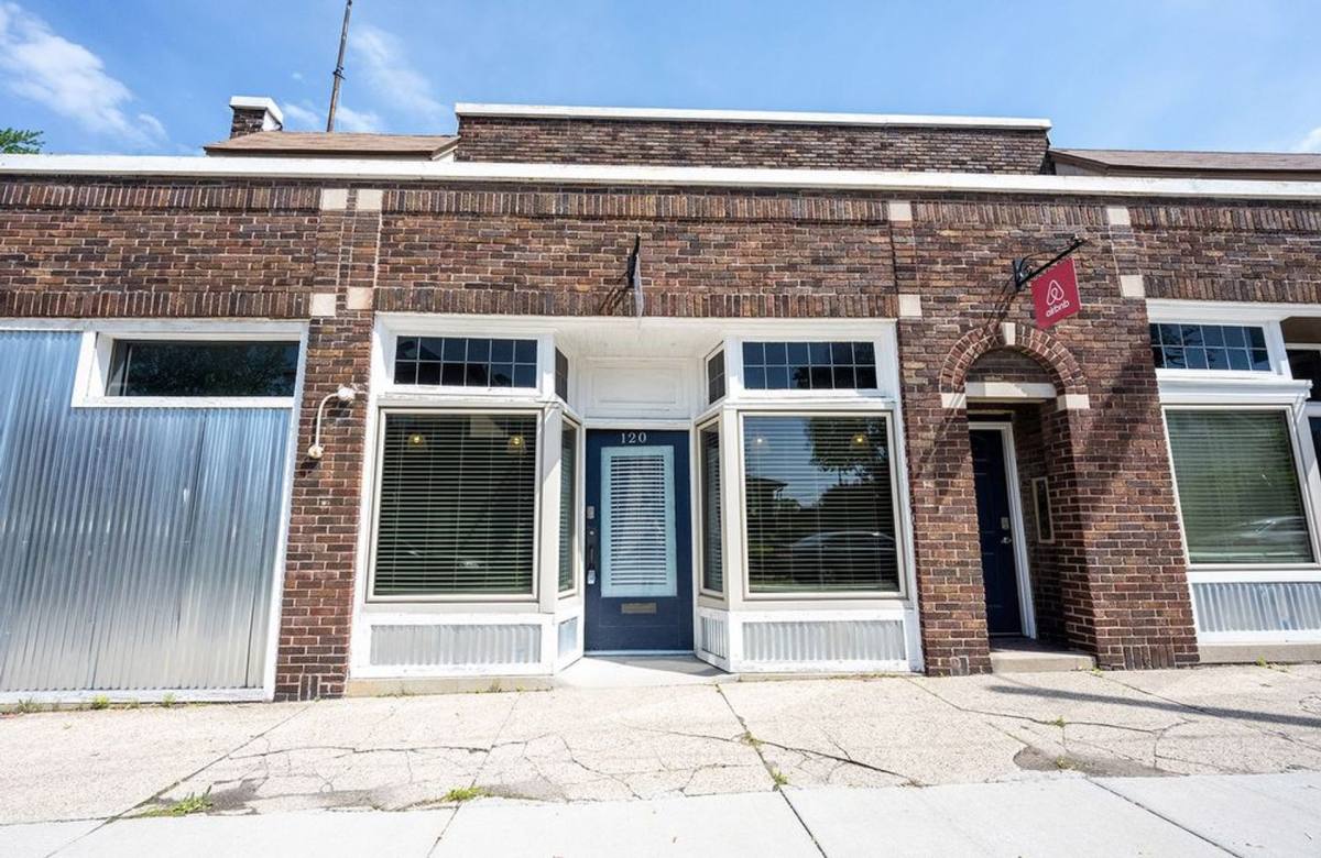 Apartment for rent at 118 Palmer St, Indianapolis, IN 46225