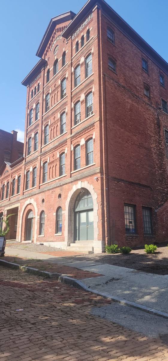 Apartment for rent at 201 Park Ave, Albany, NY 12202