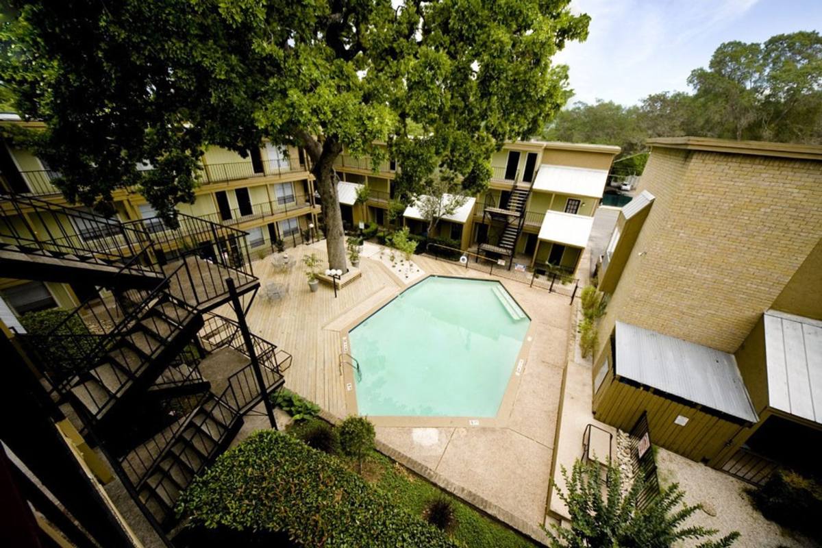 Apartment for rent at 4505 Duval St, Austin, TX 78751
