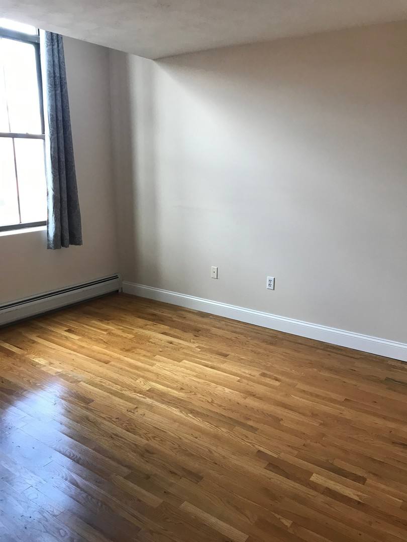 Apartment for rent at 210 W Division St, Syracuse, NY 13204