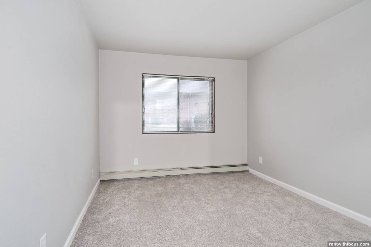 Apartment for rent at 200 Southtowne Dr, South Milwaukee, WI 53172