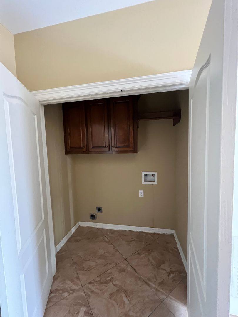 Apartment for rent at 765 N Ebony Ave, Roma, TX 78584