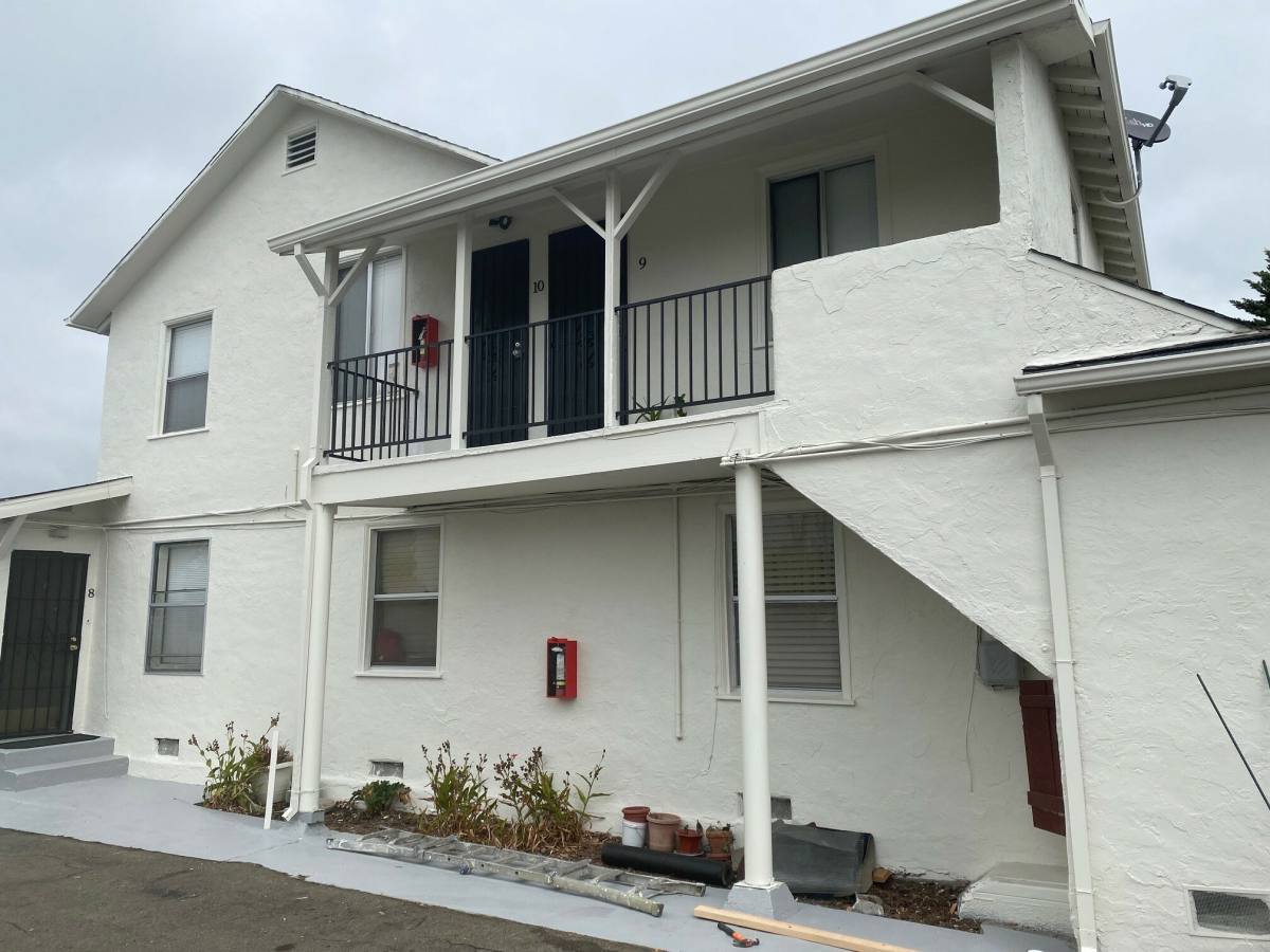 Apartment for rent at 3715 Lincoln Ave #4, Oakland, CA 94602