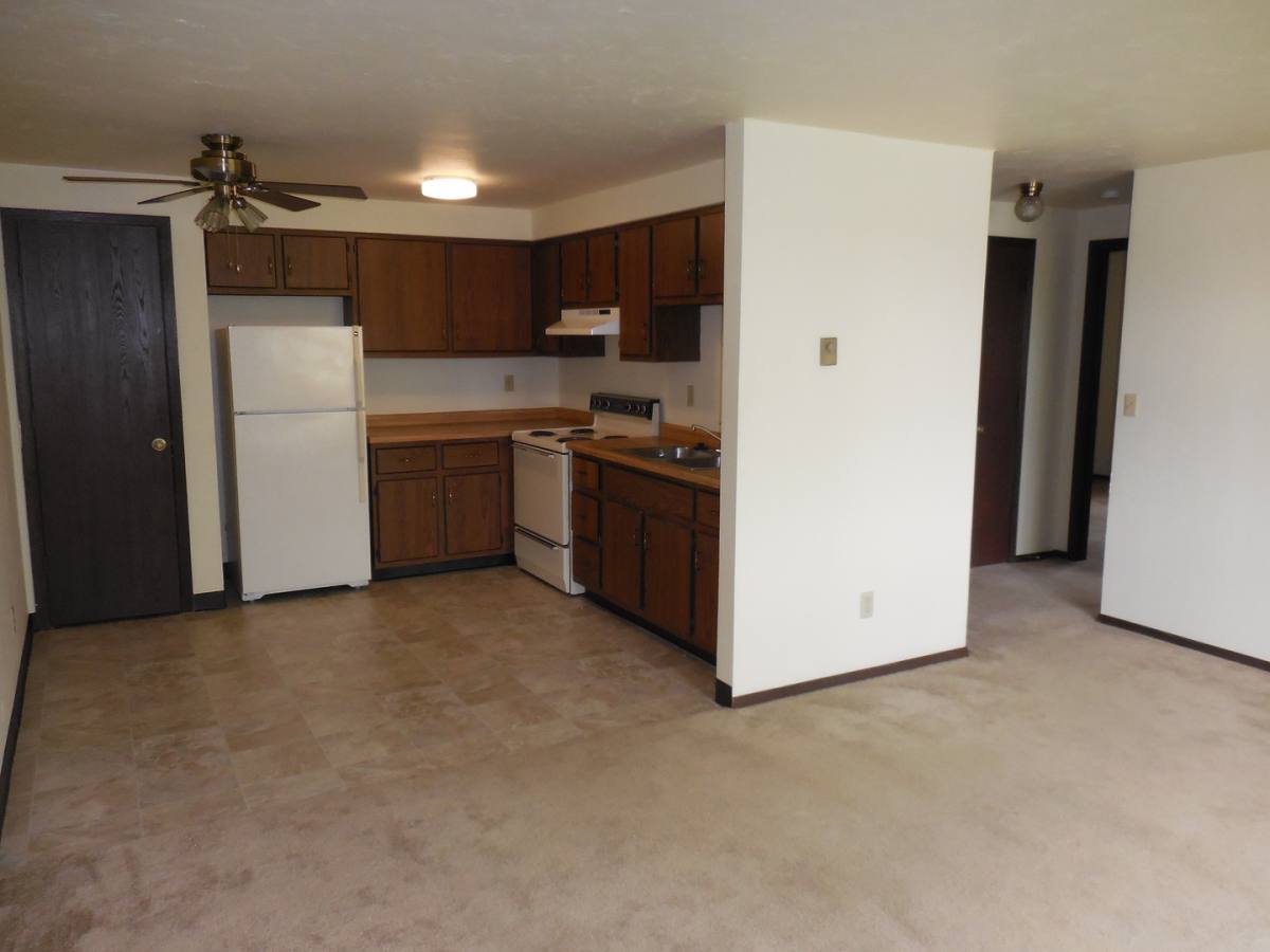 Apartment for rent at 1398 Kingston Terrace, Green Bay, WI 54302