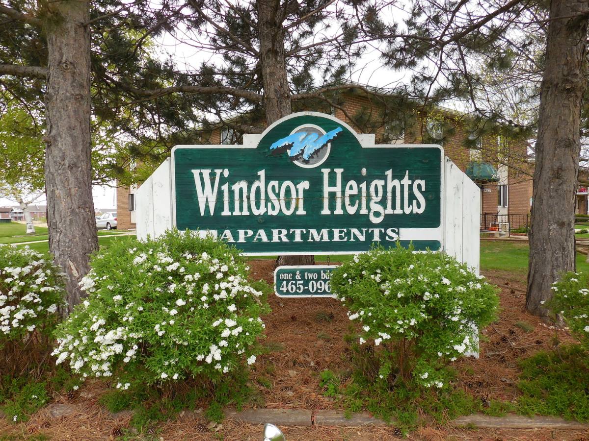Apartment for rent at 1398 Kingston Terrace, Green Bay, WI 54302