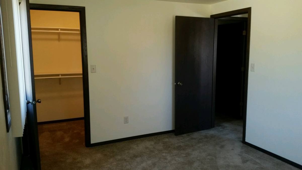 Apartment for rent at 1398 Kingston Terrace, Green Bay, WI 54302