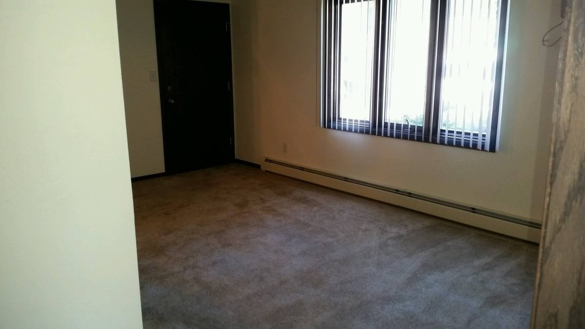 Apartment for rent at 1398 Kingston Terrace, Green Bay, WI 54302