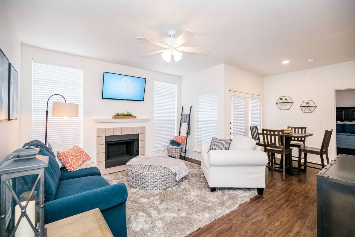 Apartment for rent at 2250 Fuller-Wiser Rd, Euless, TX 76039