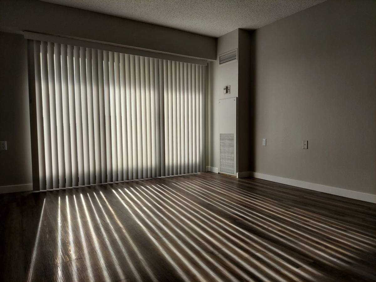 Apartment for rent at 615 Park St, Des Moines, IA 50309
