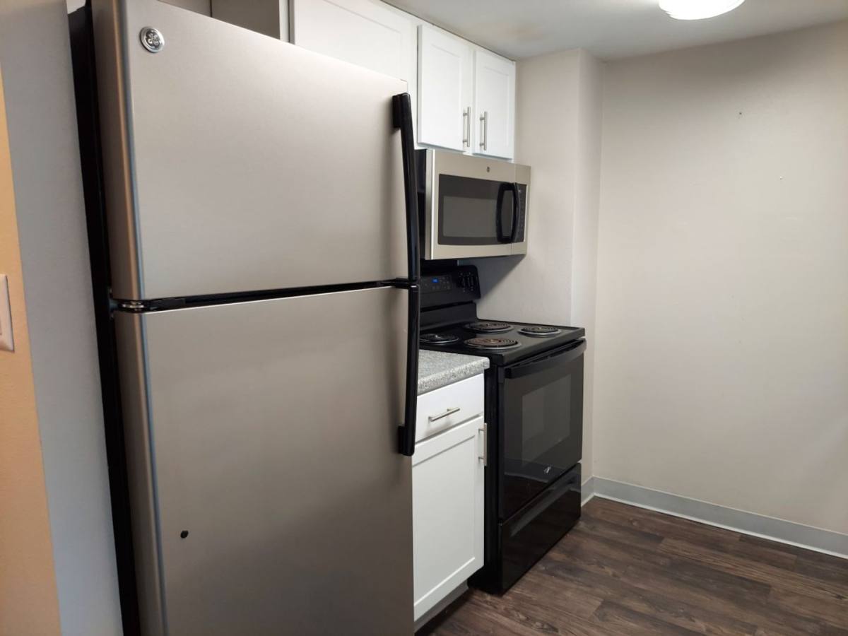 Apartment for rent at 615 Park St, Des Moines, IA 50309