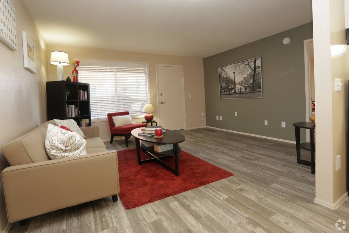 Apartment for rent at 1300 E Fort Lowell Rd, Tucson, AZ 85719