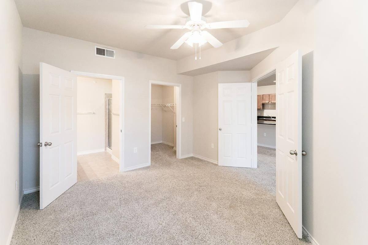 Apartment for rent at 1580 Mira Lago Blvd, Dallas, TX 75234