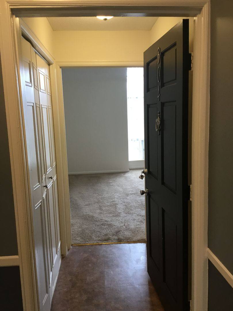 Townhouse for rent at 7200 Eby Ave, Overland Park, KS 66204