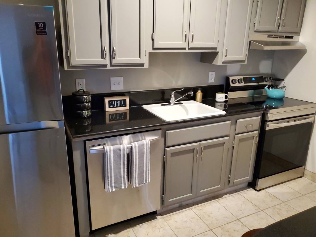 Apartment for rent at 120 Montrose Ave W, Akron, OH 44321