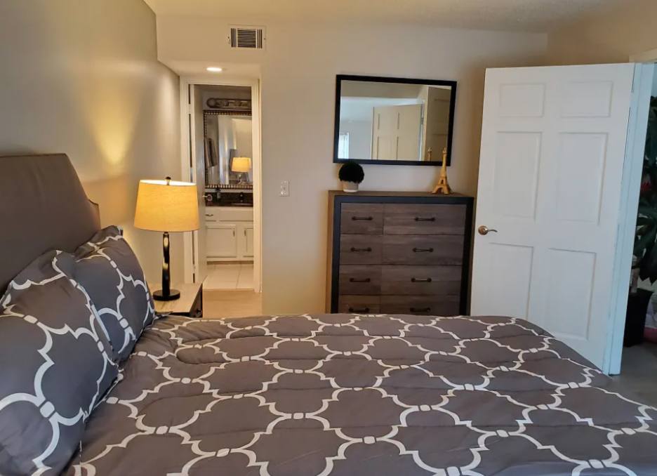 Apartment for rent at 120 Montrose Ave W, Akron, OH 44321