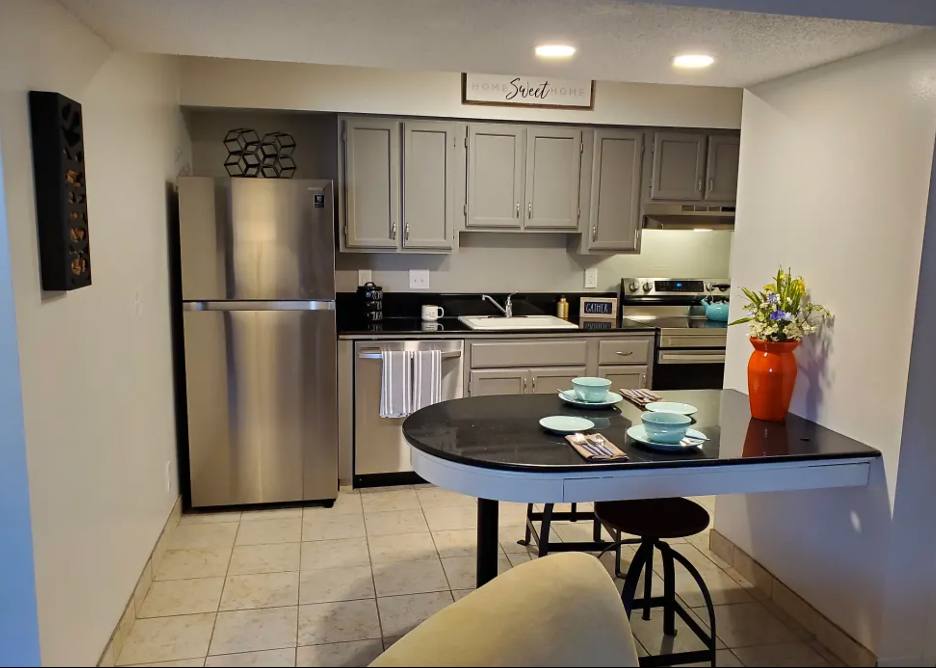 Apartment for rent at 120 Montrose Ave W, Akron, OH 44321