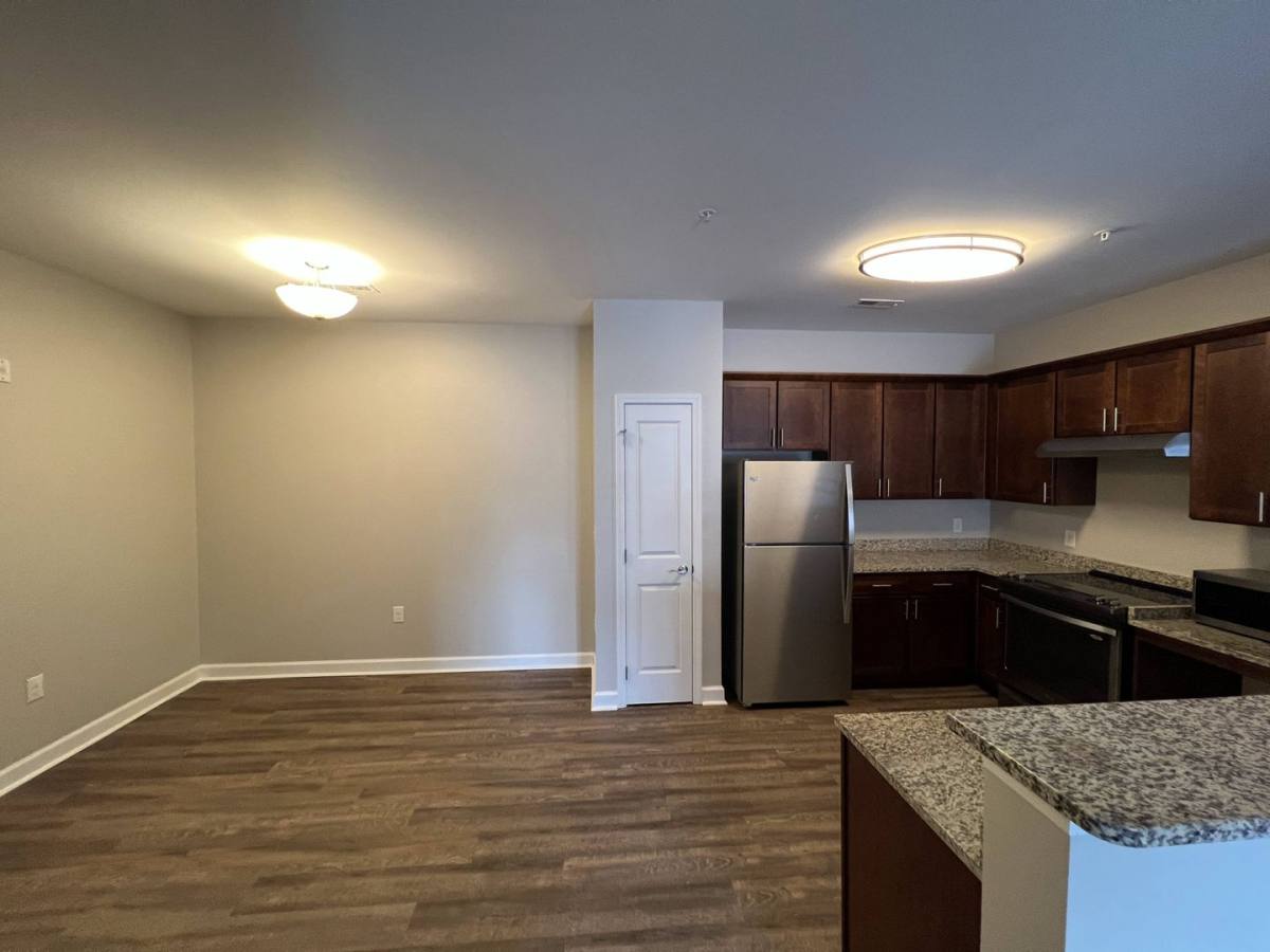 Apartment for rent at 98 Devonshire Dr, Scott Depot, WV 25560