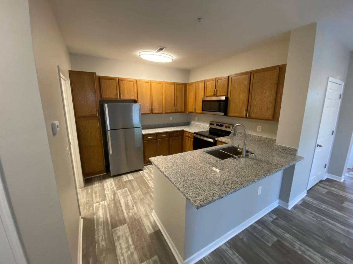 Apartment for rent at 98 Devonshire Dr, Scott Depot, WV 25560