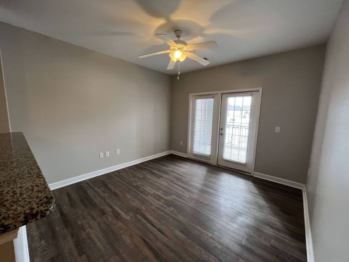 Apartment for rent at 98 Devonshire Dr, Scott Depot, WV 25560
