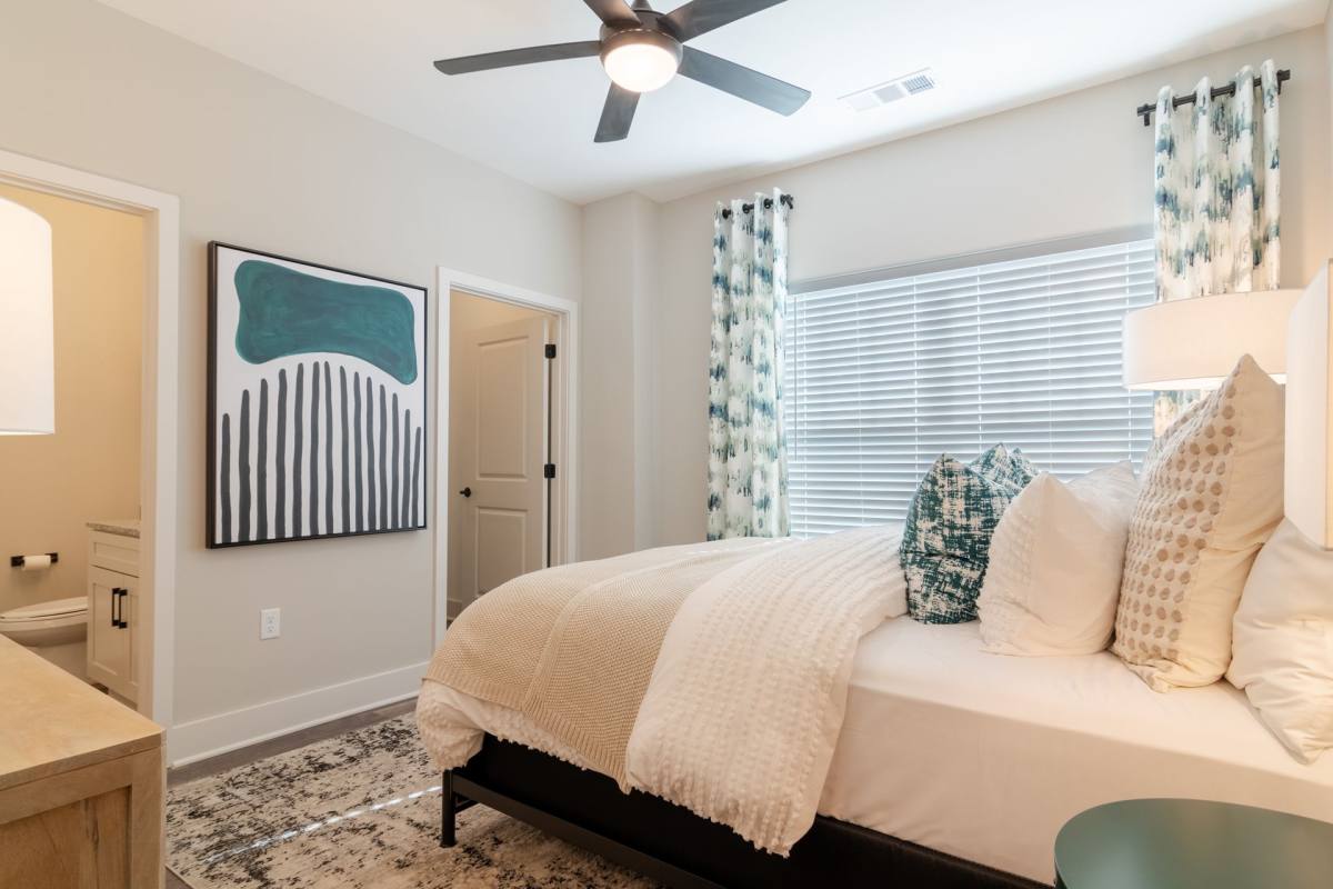 Apartment for rent at 1000 Treesort View, Gainesville, GA 30506