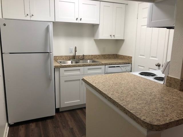 Park Place, 3132 W Lambright St, Tampa, FL 33614 - Apartment for Rent