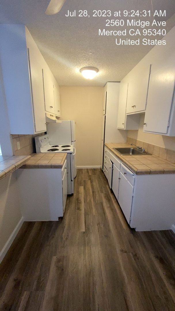 Apartment for rent at 2560 Midge Ave, Merced, CA 95340