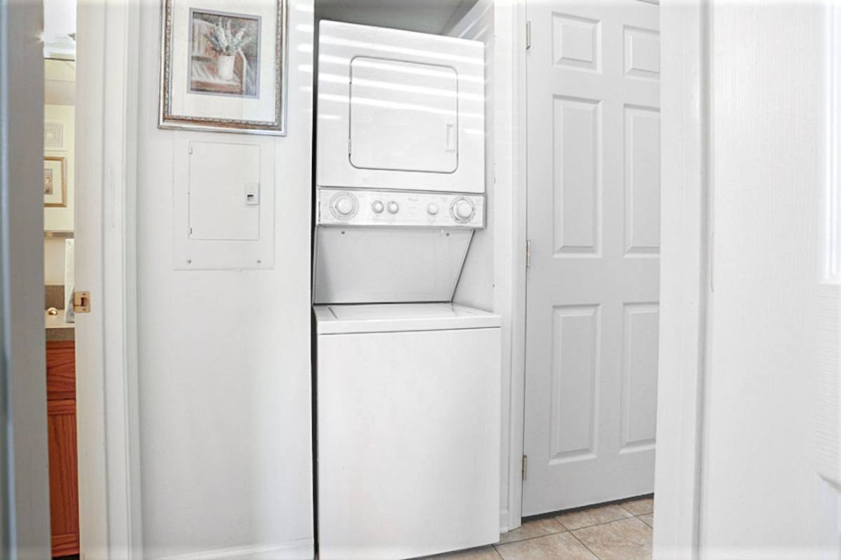 Apartment for rent at 31 N Maple Ave, Marlton, NJ 08053