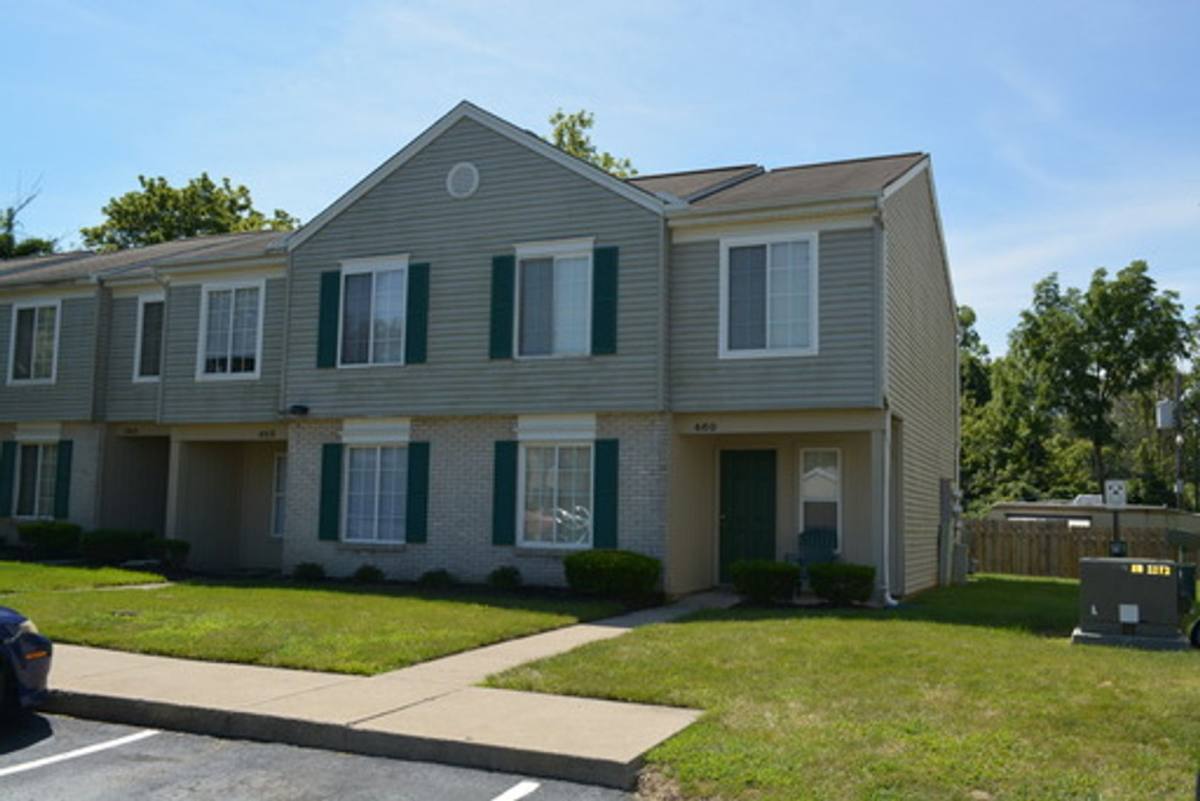 Townhouse for rent at 496 Bavarian Dr, Middletown, OH 45044