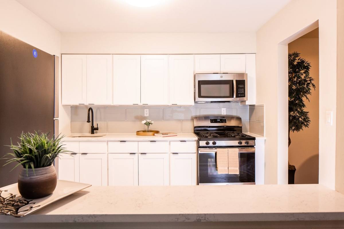 Apartment for rent at 600 Bound Brook Rd, Middlesex, NJ 08846