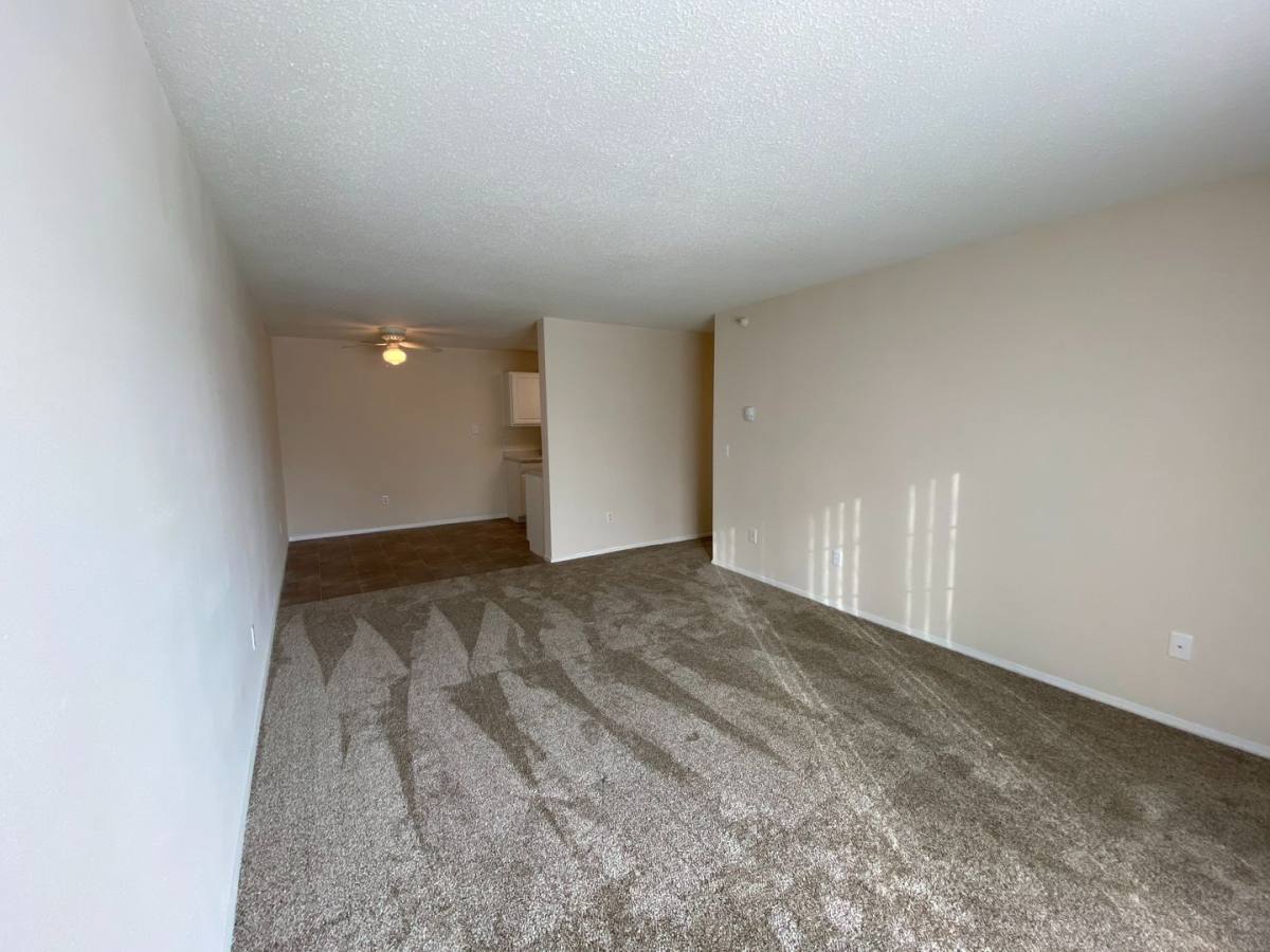 Apartment for rent at 240 Courtyard Dr, North Sioux City, SD 57049