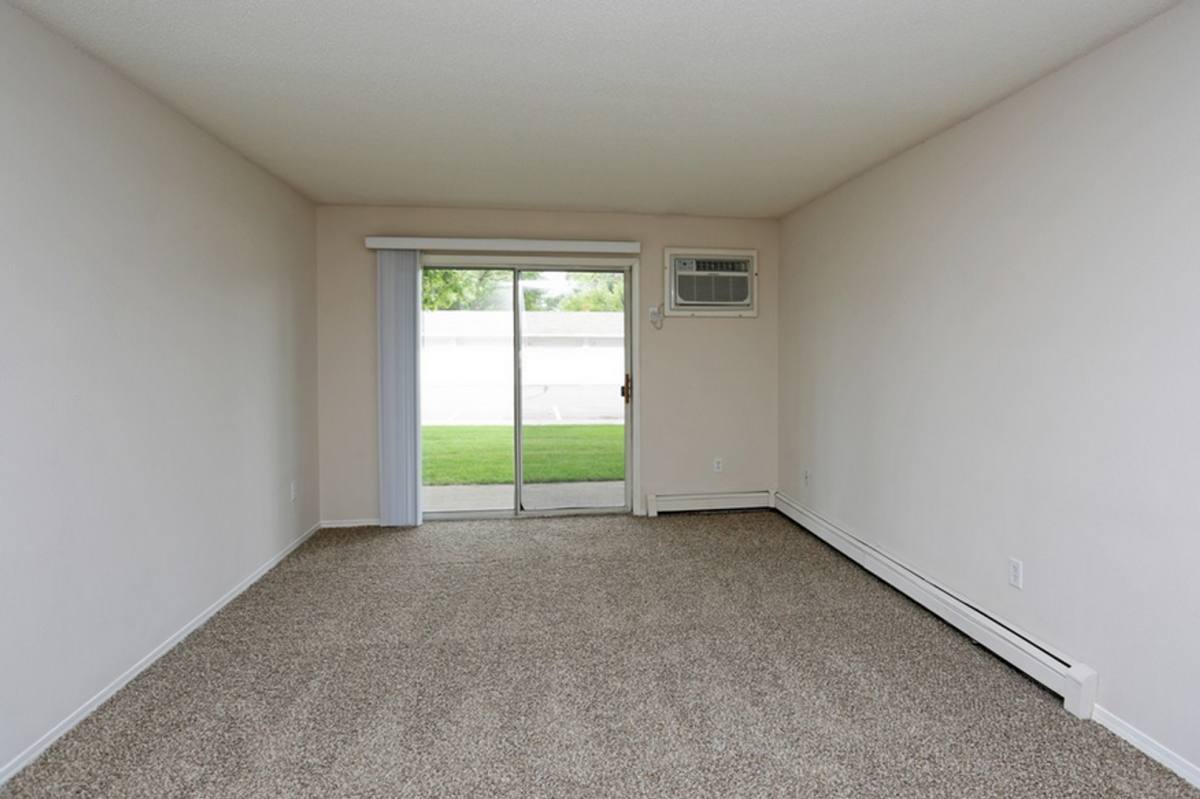 Apartment for rent at 1402 S Marion Rd, Sioux Falls, SD 57106