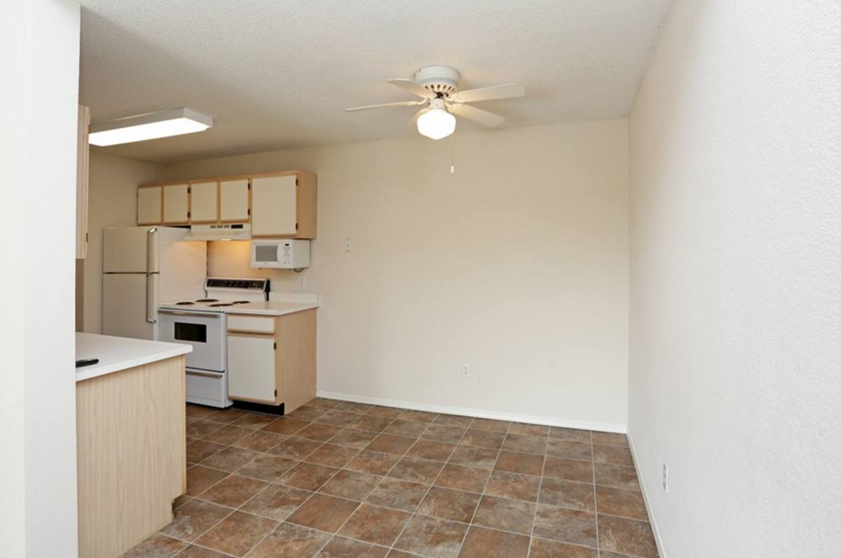 Apartment for rent at 1402 S Marion Rd, Sioux Falls, SD 57106
