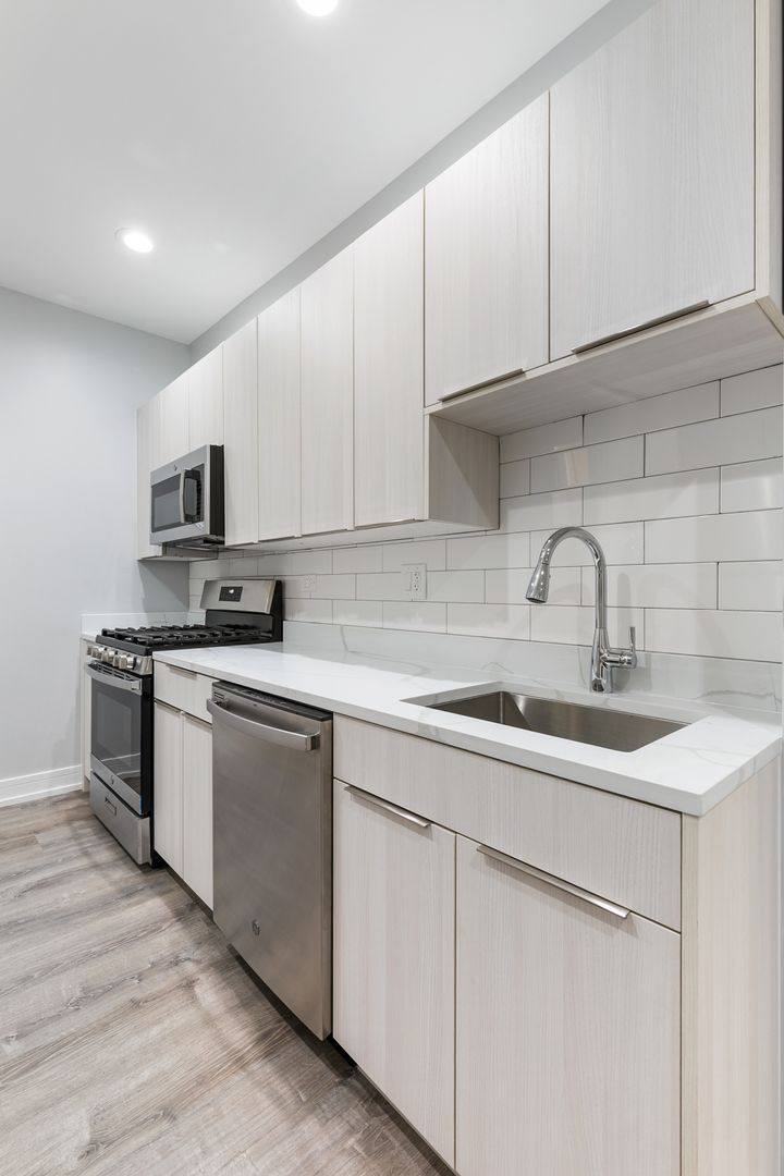 The Morse Wolcott, 1902-1908 W Morse Ave, Chicago, IL 60626 - Apartment for Rent - Image 10