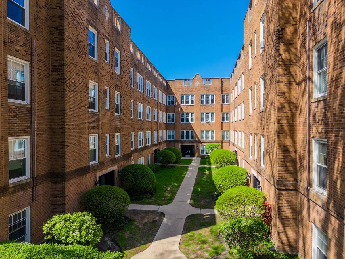 The Morse Wolcott, 1902-1908 W Morse Ave, Chicago, IL 60626 - Apartment for Rent - Image 4