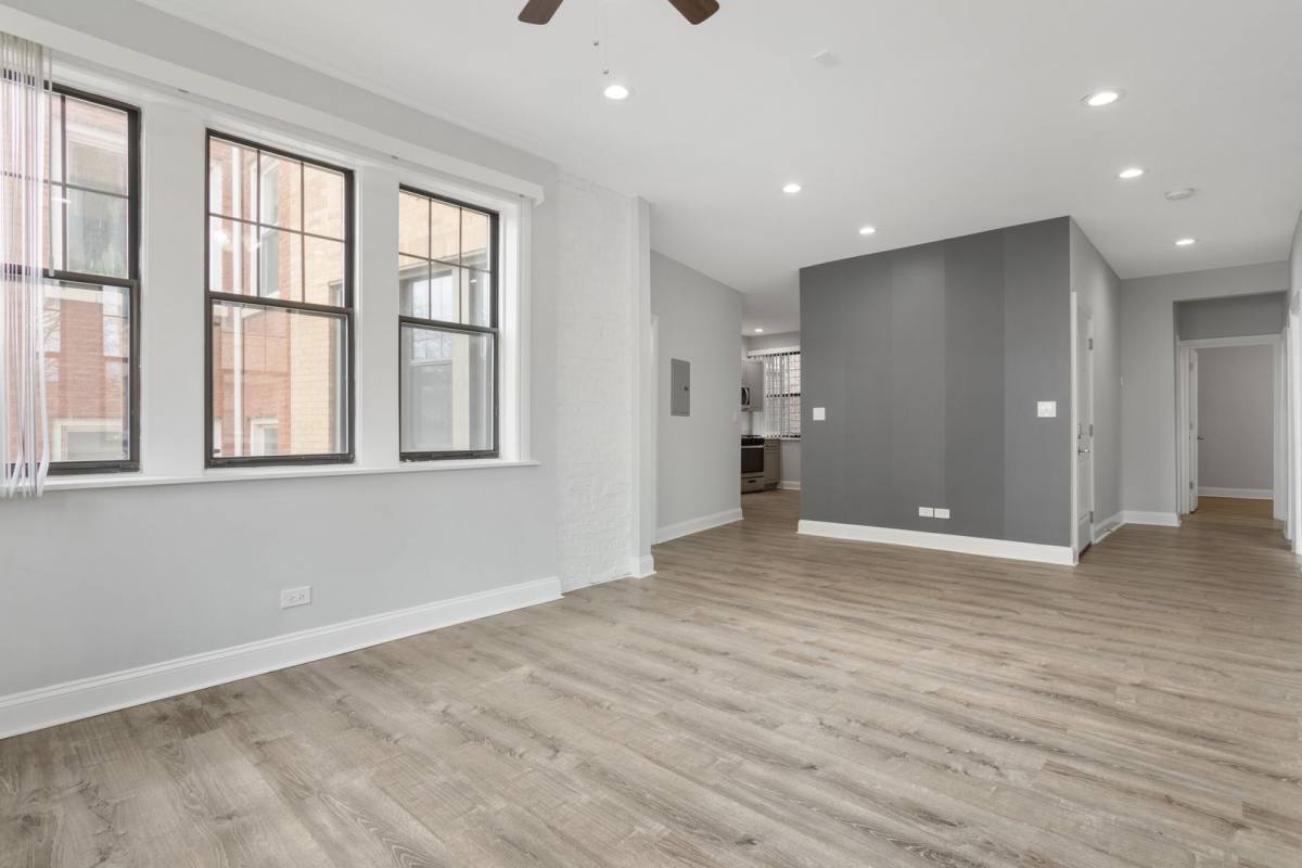 Apartment for rent at 7618 - 26 Neastlake Terrace, Chicago, IL 60626
