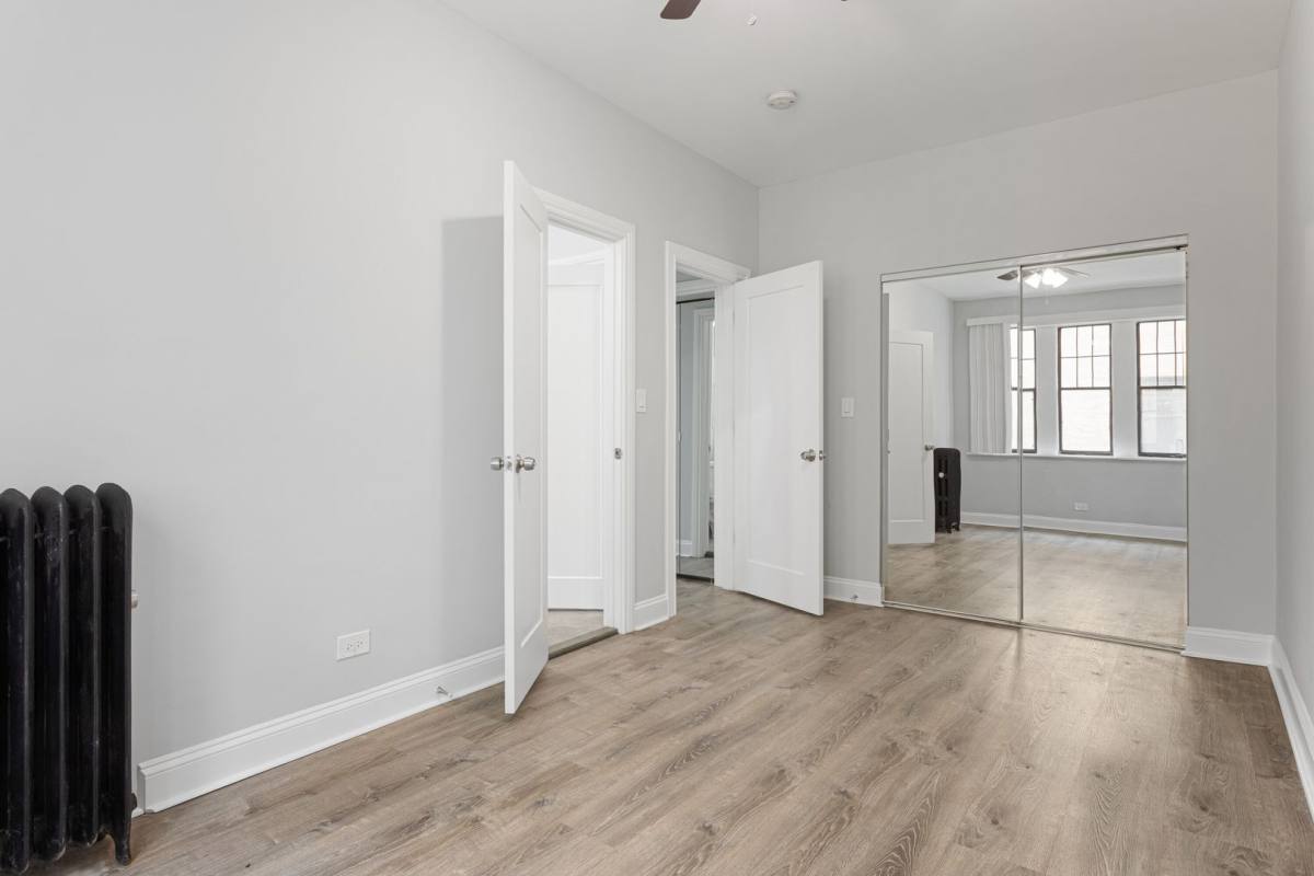 Apartment for rent at 7618 - 26 Neastlake Terrace, Chicago, IL 60626